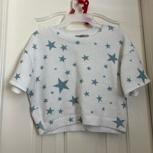 Cropped Star covered shirt